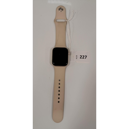 227 - APPLE WATCH SE
44mm case; model A2725; S/N DX1Q2N06VG; NOT Apple Account Locked 
Note: It is the buy... 