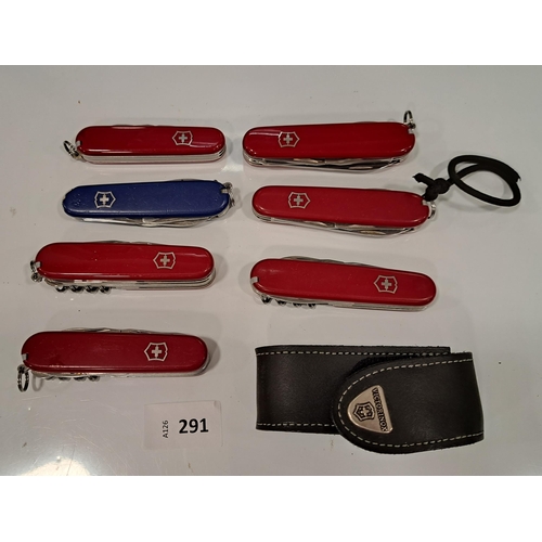 291 - EIGHT VICTORINOX SWISS ARMY KNIVES
of various sizes and designs (8)
Note: You must be over the age o... 