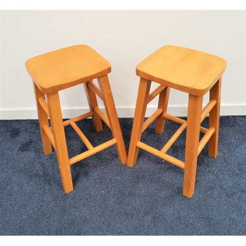 347 - PAIR OF BEECH KITCHEN STOOLS
with shaped square seats and plain supports (2)