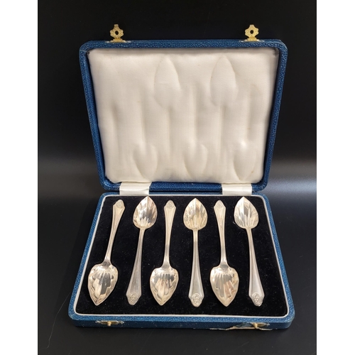 154 - CASED SET OF GEORGE V SILVER GRAPEFRUIT SPOONS
the six grapefruit spoons Birmingham 1932, maker Purc... 