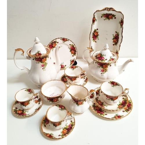 180 - ROYAL ALBERT OLD COUNTRY ROSES
tea and coffee service comprising a tea and coffee pot, sandwich plat... 