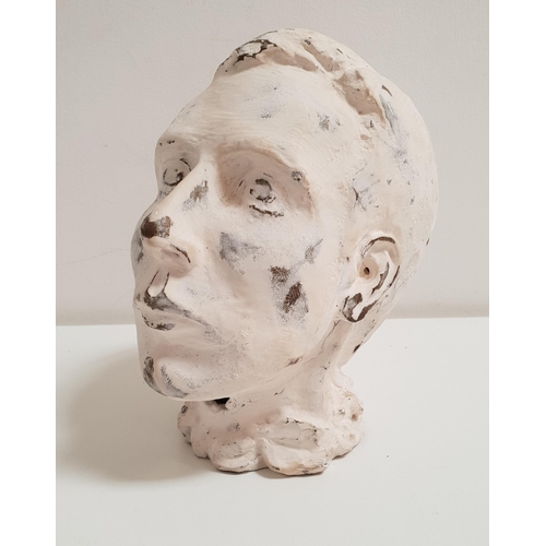 243 - CLIVE VINCENT JACHNIK
The pale man, white glaze ceramic, 18cm high