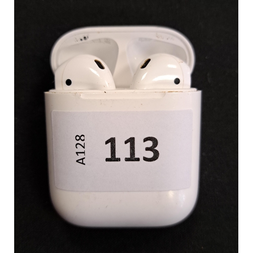 113 - PAIR OF APPLE AIRPODS 2ND GENERATION
in Lightning charging case
Note: Airpods very dirty