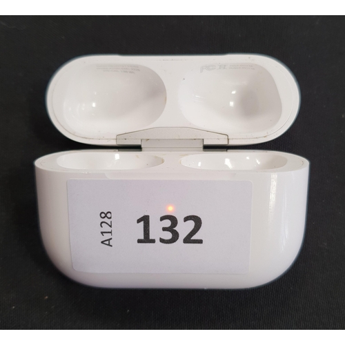 132 - APPLE AIRPODS PRO CHARGING CASE