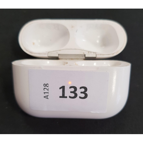 133 - APPLE AIRPODS PRO CHARGING CASE