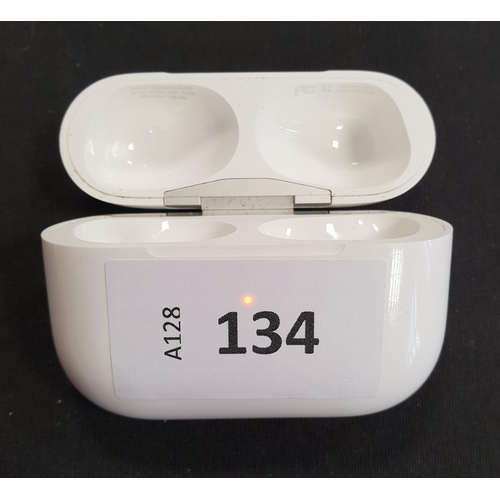 134 - APPLE AIRPODS PRO CHARGING CASE