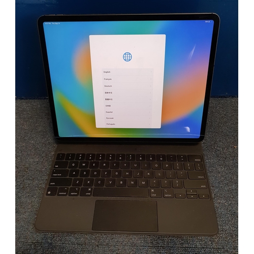 286 - APPLE IPAD PRO 12.9 INCH 4TH GEN - A2069 - WIFI & CELLULAR 
serial number DMPDJ0HKNTHX. IMEI 3527821... 