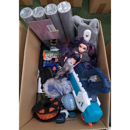 8 - ONE BOX OF MISCELLANEOUS ITEMS
including toy guns, heat pack, rope, ice packs, water bottle, gender ... 