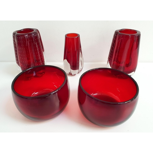 150 - SELECTION OF RUBY RED GLASSWARE
comprising a pair of shallow bowls, 11.5cm diameter, a pair of 1970s... 