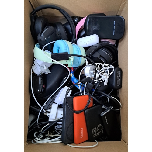 11 - ONE BOX OF BRANDED AND UNBRANDED HEADPHONES, CABLES, CHARGERS AND POWERBANKS
including in-ear and on... 