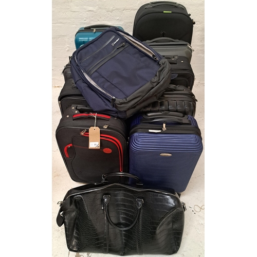 39 - SELECTION OF TEN SUITCASES, ONE BAG AND ONE RUCKSACK
including IT Luggage, Cosmopolite, Travel Pro, ... 