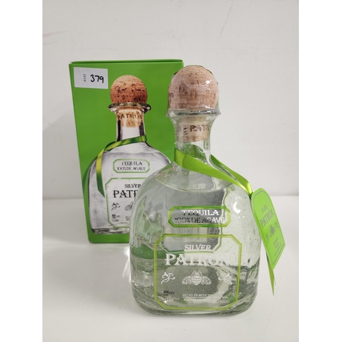 BOXED SILVER PATRON TEQUILA
(40%, 1L)
Note: you must be over the age of 18 to bid on this lot
