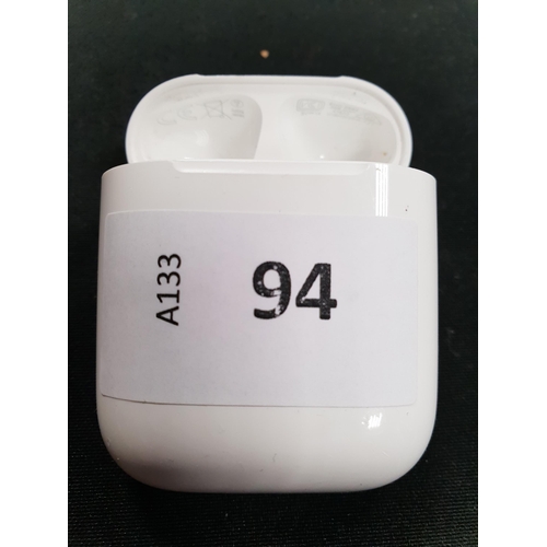 APPLE AIRPODS LIGHTNING CHARGING CASE