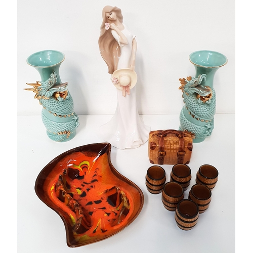 SELECTION OF DECORATIVE CERAMICS
comprising a Leonardo Collection figure ornament; a retro style ashtray marked 'Ccil Style D-2225-225 U.S.A'; a set of six barrel shot glasses; a suitcase moneybox with coins; and a pair of dragon decorated Chinese vases