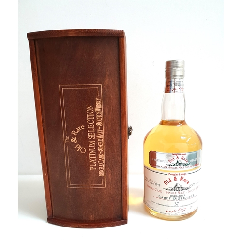 BANFF 37 YEAR OLD SINGLE MALT SCOTCH WHISKY - DOUGLAS LAING'S OLD AND RARE
Distilled March 1971 and bottled March 2008. Bottle number 182 of 271. 70cl and 53% abv. In box with certificate of authenticity. Level low neck. 1 bottle
