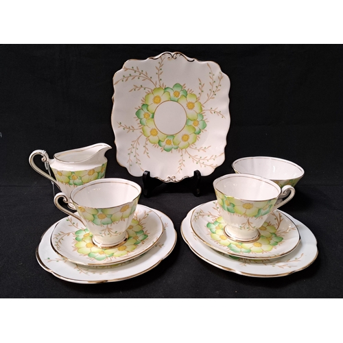 ROSLYN ESME TEA SET
comprising five cups and saucers, six side plates, cake plate, sugar bowl and milk jug (20)