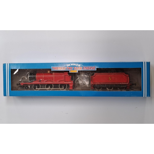 HORNBY THOMAS THE TANK ENGINE SERIES - JAMES THE RED ENGINE
R852, boxed