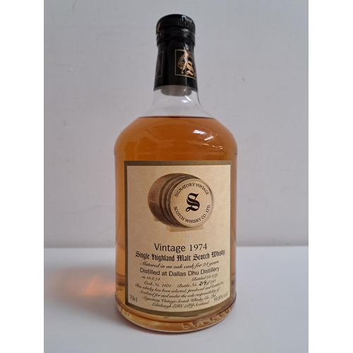 384 - DALLAS DHU 24 YEAR OLD SINGLE MALT SCOTCH WHISKY 
Signatory Vintage, Vintage collection Dumpy. Disti... 