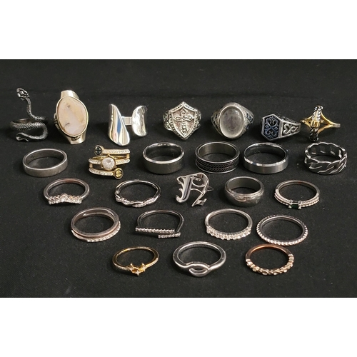 SELECTION OF SILVER AND OTHER RINGS
including stone set examples, 1 box