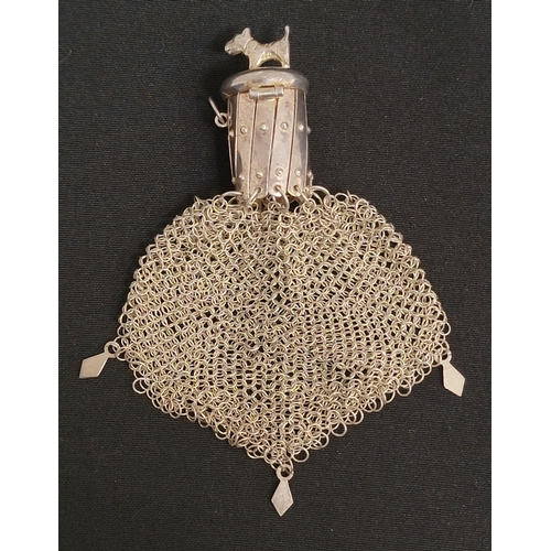 UNUSUAL AUSTRIAN SILVER PURSE
the mesh body with circular expanding hinged top section secured with a cover and dog finial