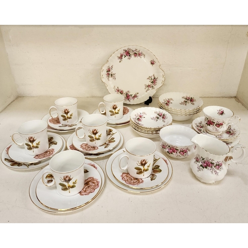 190 - ROYAL ALBERT LAVENDER ROSE PART TEA SET
comprising tea cup, two saucers, side plate, sandwich plate,... 