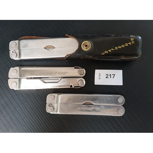 THREE LEATHERMAN MULTI-TOOLS
comprising 2x Tools (one with case) and a Bond (3)
Note: You must be over the age of 18 to bid on this lot.