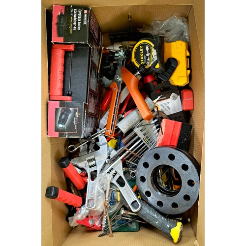 84 - ONE BOX OF TOOLS 
including Parkside cordless screwdriver, hammers, screwdrivers, pliers, ratchets, ... 