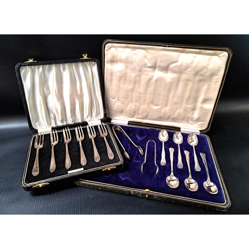 144 - QUANTITY OF SILVER FLAT WARE
including six silver teaspoons with celtic design and matching sugar to... 