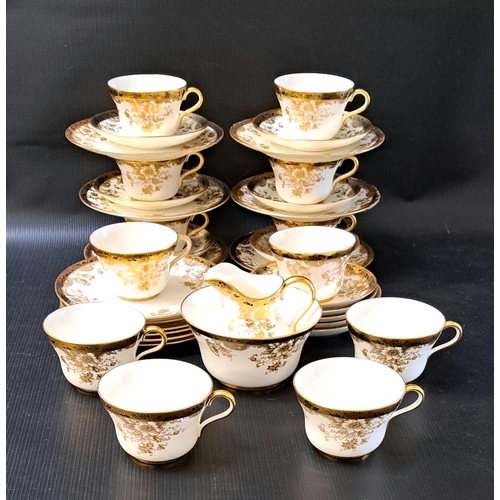 220 - PARAGON FINE BONE CHINA TEA SET
all with gilt decoration, comprising twelve cups, eleven saucers, tw... 