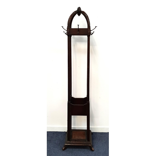 543 - VINTAGE STAINED WOOD TAPERING COAT STAND
of square design with crossed arch top detail, with a selec... 