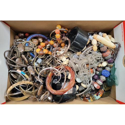 83 - LARGE SELECTION OF COSTUME JEWELLERY
including bracelets, bangles, necklaces, pendants, etc., 1 box