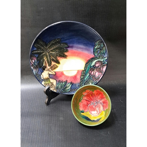 223 - TWO PIECES OF MOORCROFT
comprising, green 'Hibiscus pattern' bowl, stamped to base, 11cm in diameter... 