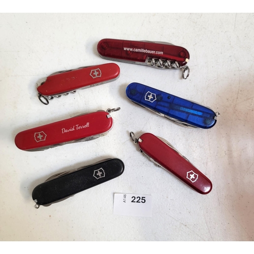 225 - SIX VICTORINOX SWISS ARMY KNIVES
of various sizes and designs
Note: You must be over the age of 18 t... 