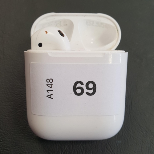 69 - SINGLE APPLE AIRPOD 2ND GENERATION
in Lightning charging case