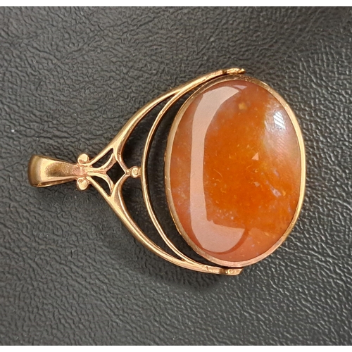 78 - LARGE HARDSTONE SWIVEL FOB
in nine carat gold mount with large decorative hallmarks