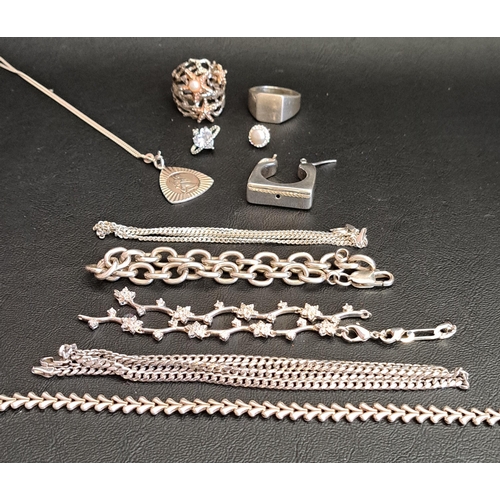 159 - SELECTION OF SILVER JEWELLERY
including a star fish decorated dress ring, bracelets, a curb link nec... 