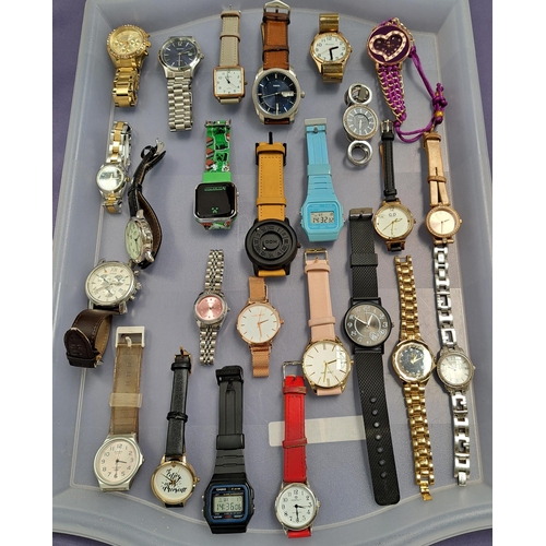 160 - SELECTION OF LADIES AND GENTLEMEN'S WRISTWATCHES
including Caravelle, Sekonda, Ravel, Fossil, Citize... 