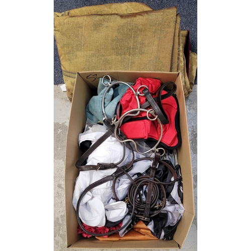 52 - ONE BOX OF MISCELLANEOUS ITEMS
including: hairdressing capes, hot water bottle, umbrellas, cushion c... 