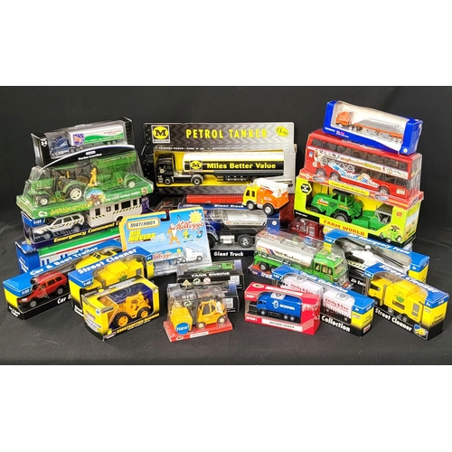 442 - LAEGE SELECTION OF BOXED MODEL TRUCKS AND OTHER WEHICLES
including Super Tractor Truck Coca-Cola lor... 