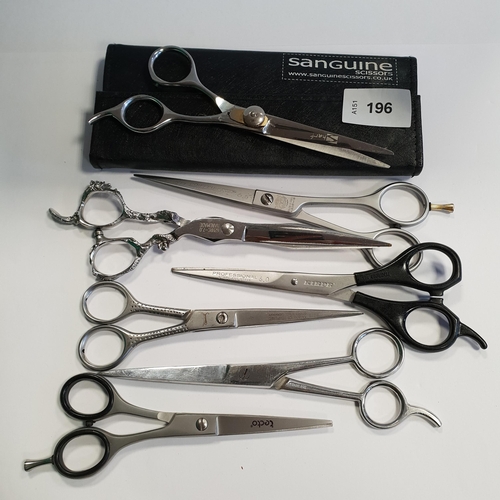 196 - EIGHT PAIRS OF HAIRDRESSERS SCISSORS
various brands (8)
Note: You must be over the age of 18 to bid ... 