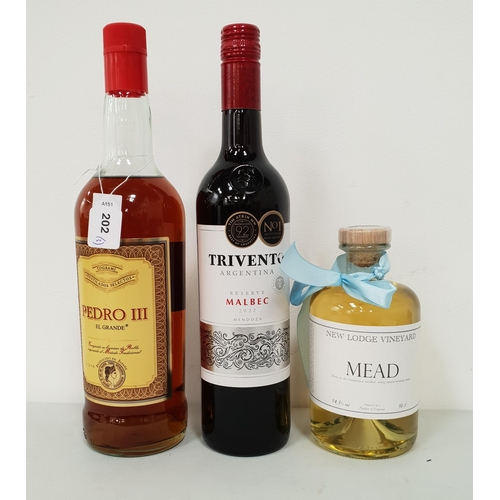 202 - THREE BOTTLES OF WINE SPIRITS
comprising a bottle of Trivento Malbec (13.5% and 75cl); a bottle of P... 