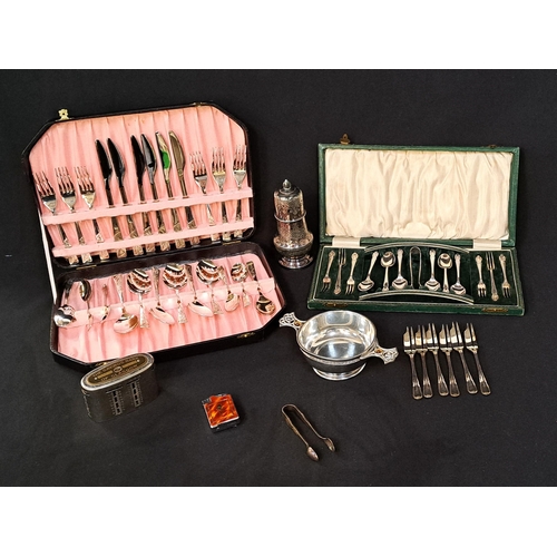 371 - ASSORTMENT OF SILVED PLATED FLATWARE AND COLLECTIBLES
including Savings bank of Glasgow money box, E... 