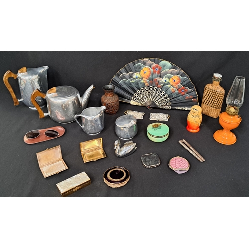 401 - SELECTION OF VINTAGE COLLECITBLES AND FOUR PIECE PIQUOT WARE TEA SET
the Piquot ware comprising tea ... 