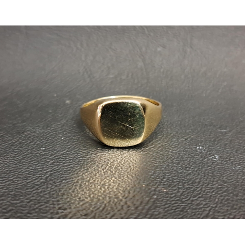 122 - NEW NINE CARAT GOLD SIGNET RING
ring size V and approximately 7.4 grams