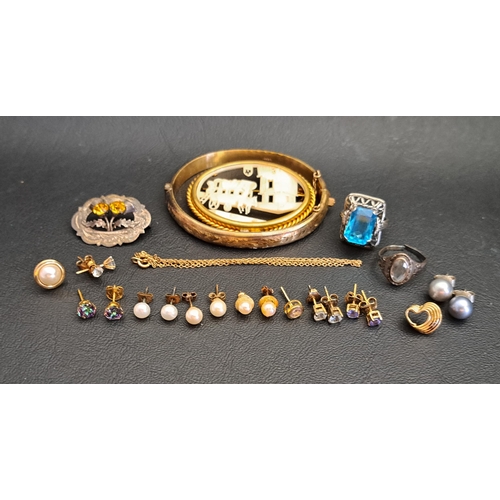 111 - SMALL SELECTION OF VINTAGE JEWELLERY
including a nine carat gold plated bangle, a silver thistle dec... 