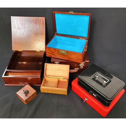 324 - SELECTION OF WOODEN AND OTHER BOXES
including a teak jewellery box with brass mounts, an oak table t... 