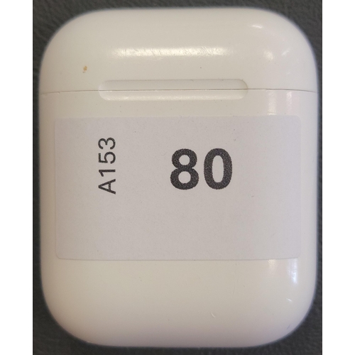 80 - APPLE AIRPODS LIGHTNING CHARGING CASE