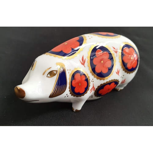 269 - ROYAL CROWN DERBY PIG PAPERWEIGHT
stamped Royal Crown Derby and Y in red, 13cm wide