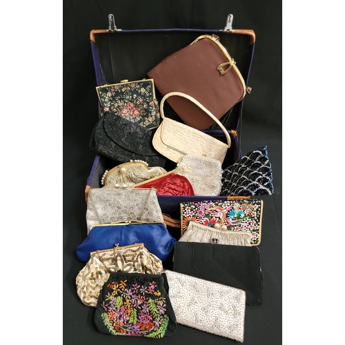 517 - GOOD SELECTION OF VINTAGE EVENING BAGS
including various beaded and sequinned examples and one conta... 