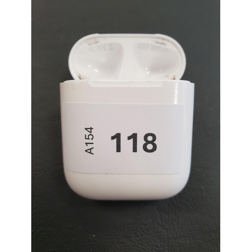 118 - APPLE AIRPODS LIGHTNING CHARGING CASE